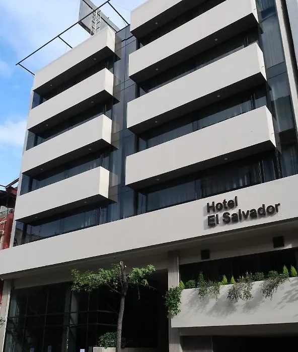 El Salvador 3*